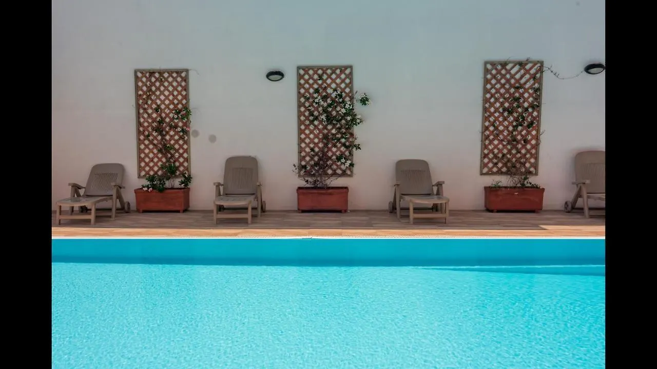 Relaxing Cristal Blu Studio Sleeps 3 Num1488 Santa Teresa Gallura 0*,  Italien